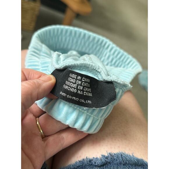 Hello Kitty x Forever 21 velveteen lounge set womens S - Picture 10 of 16